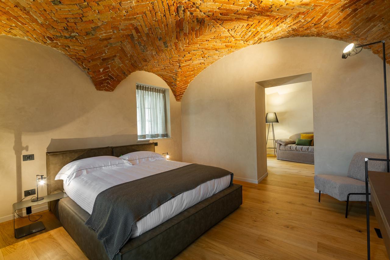 Relais San Vigilio Al Castello Hotel