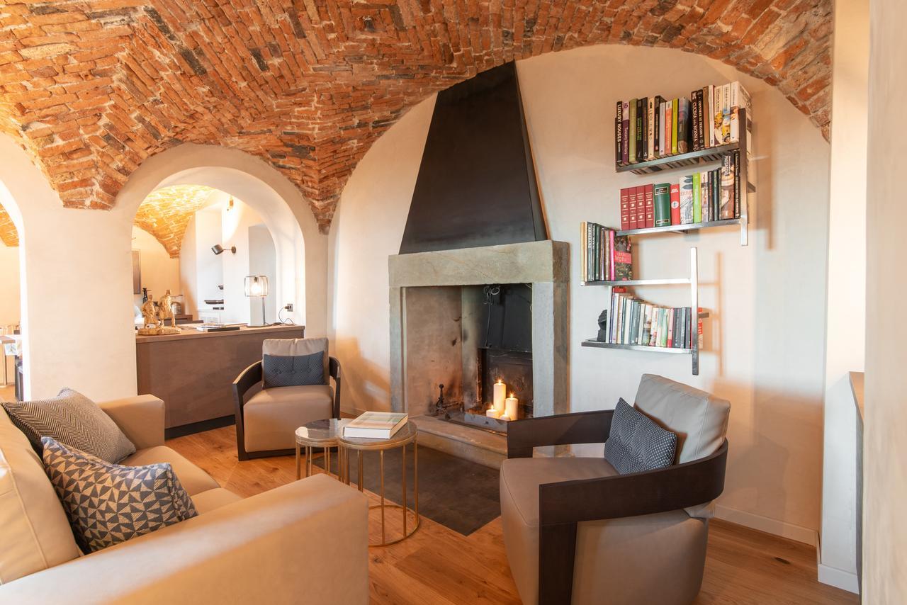 Hotel Relais San Vigilio Al Castello 4*